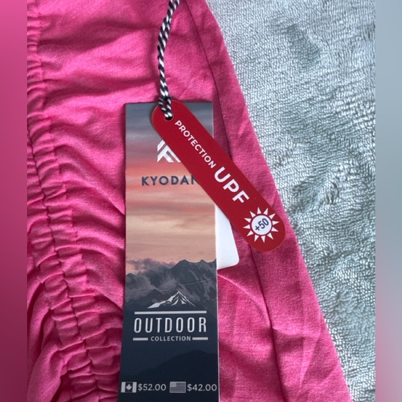 Kyodan Pink Ruched Tee with UPF +50 Sun Protection - Picture 3 of 5